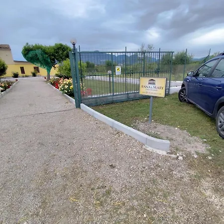 Anna E Mary Lejlighed *