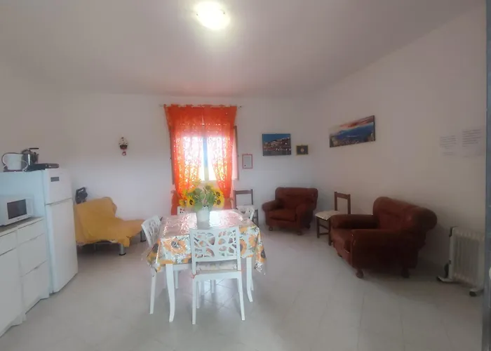 Anna E Mary Apartment *