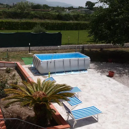 Anna E Mary Apartman