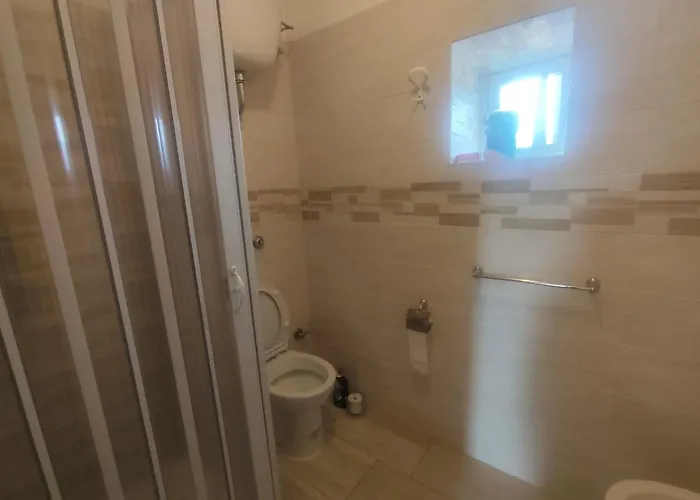 Anna E Mary 아파트 파이스툼